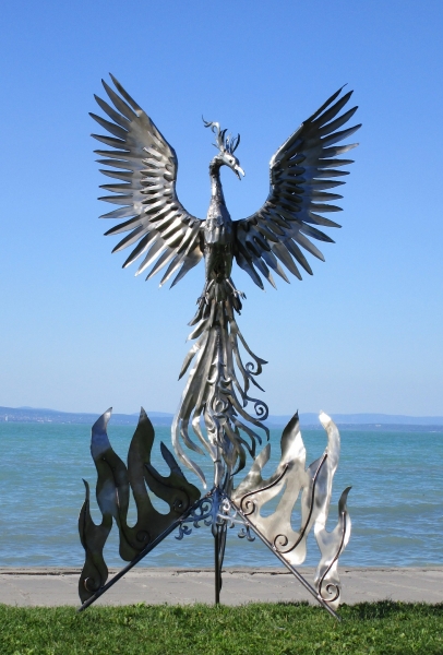 Phoenix garden sculpture steel